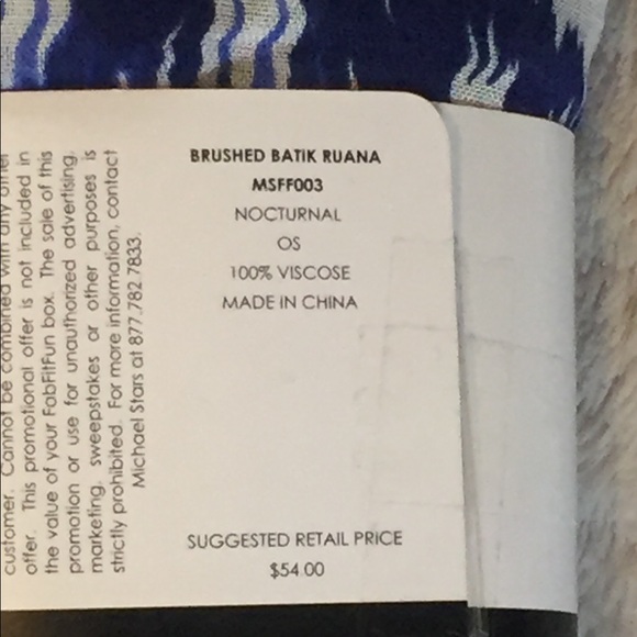 Michael Stars Ruana - Picture 2 of 5